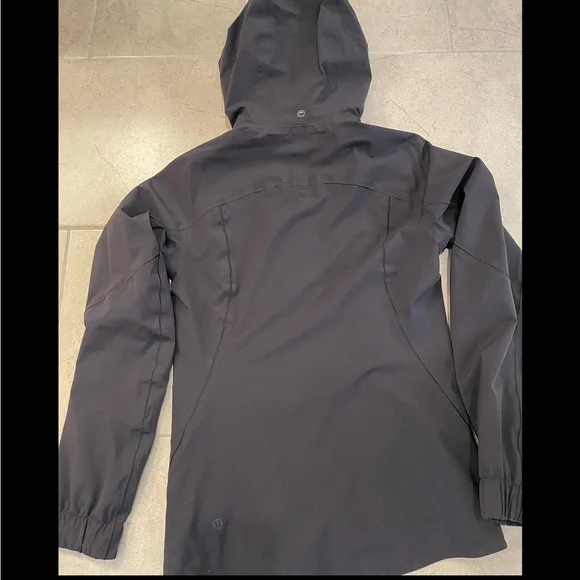 lululemon athletica Black Hooded Jacket - Picture 3 of 5